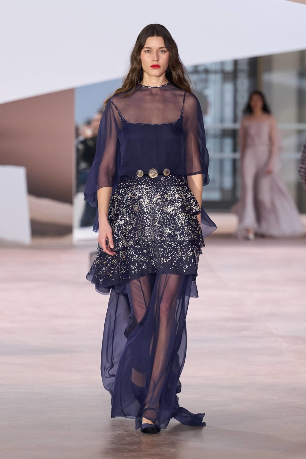 مجموعة Chanel ربيع و صيف 2025 للأزياء الراقية