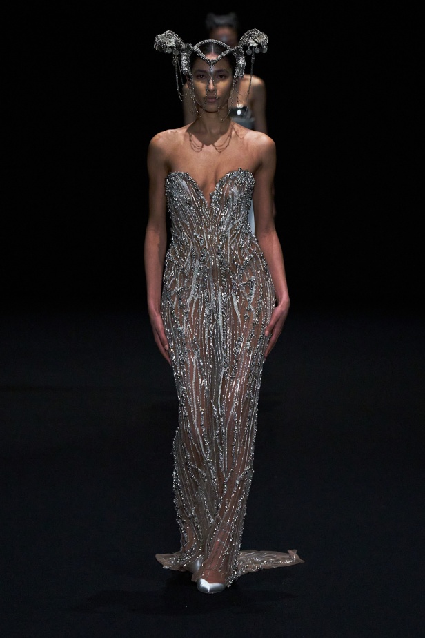 مجموعة Gaurav Gupta لصيف 2025 