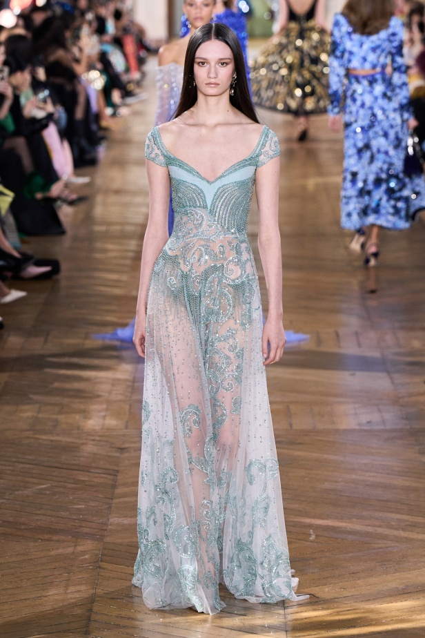 مجموعة جورج حبيقة للأزياء الراقية لربيع 2025