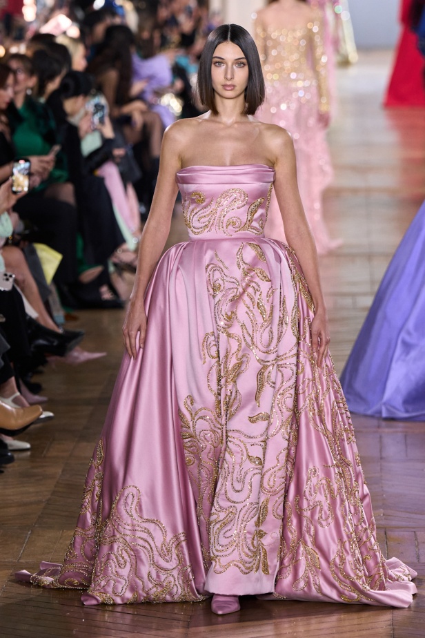 مجموعة جورج حبيقة للأزياء الراقية لربيع 2025