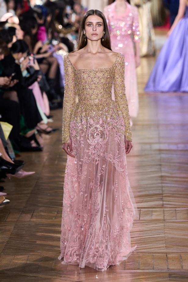 مجموعة جورج حبيقة للأزياء الراقية لربيع 2025