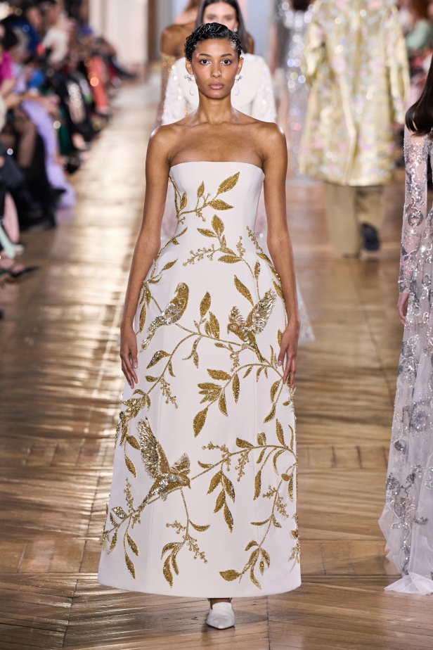 مجموعة جورج حبيقة للأزياء الراقية لربيع 2025