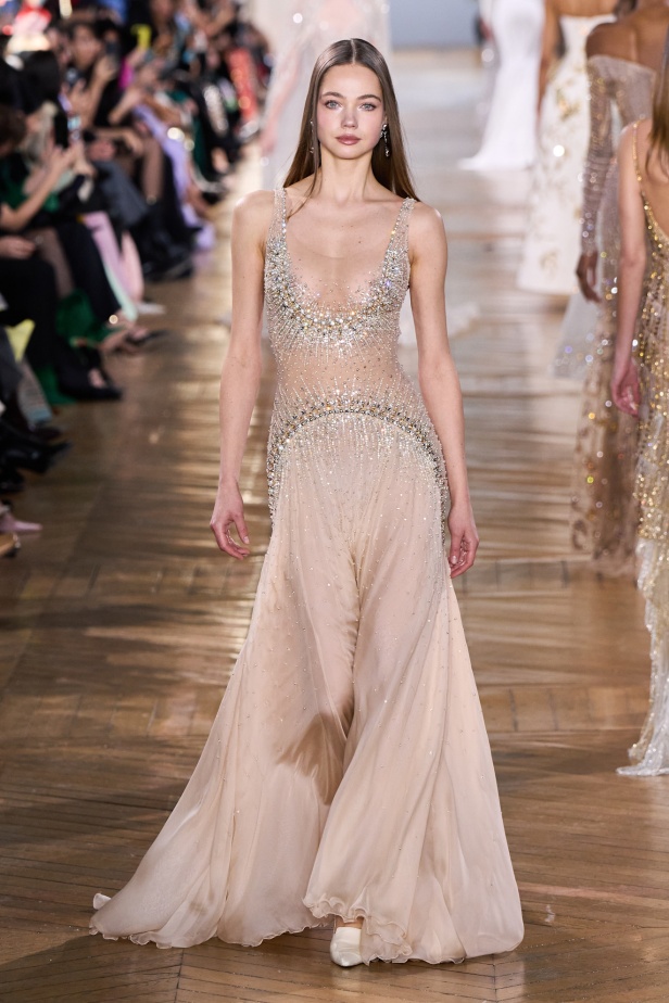 مجموعة جورج حبيقة للأزياء الراقية لربيع 2025