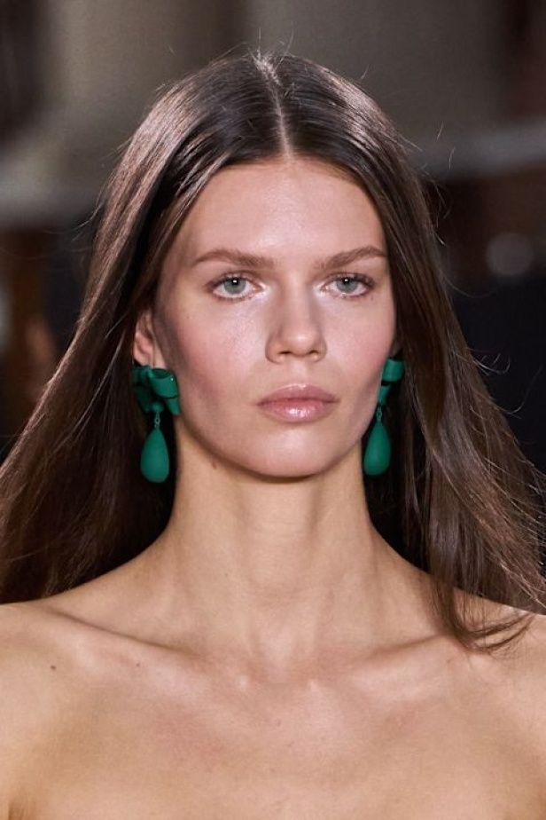 مجموعة جورج حبيقة للأزياء الراقية لربيع 2025