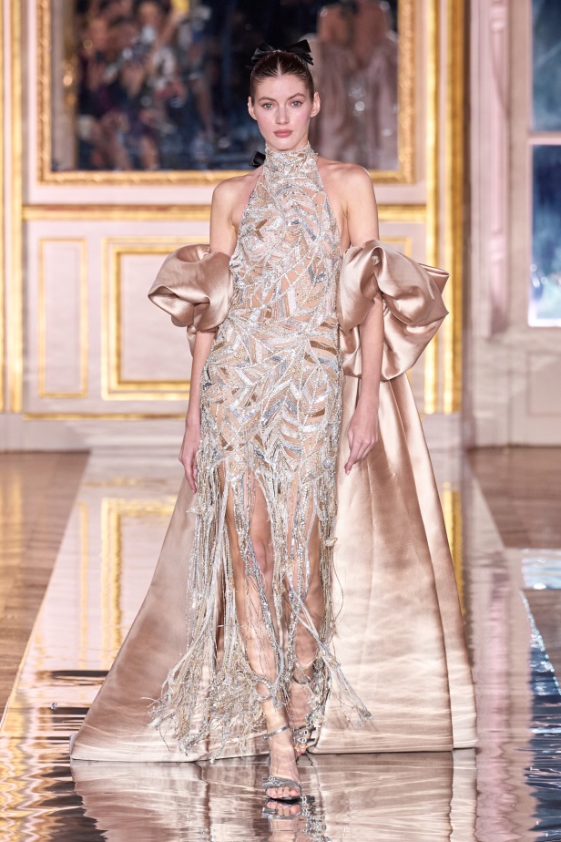 مجموعة Zuhair Murad للأزياء الراقية لربيع 2025 
