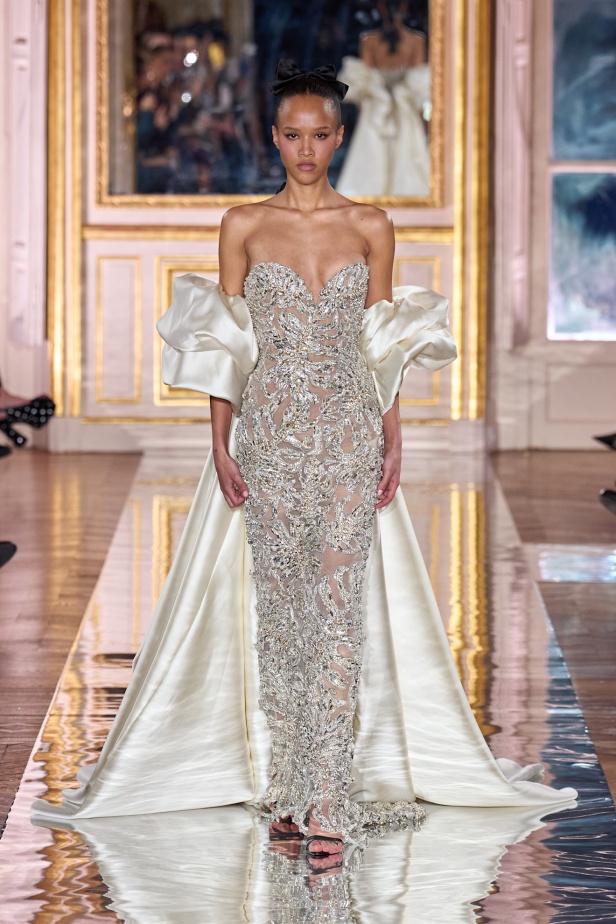 مجموعة Zuhair Murad للأزياء الراقية لربيع 2025 