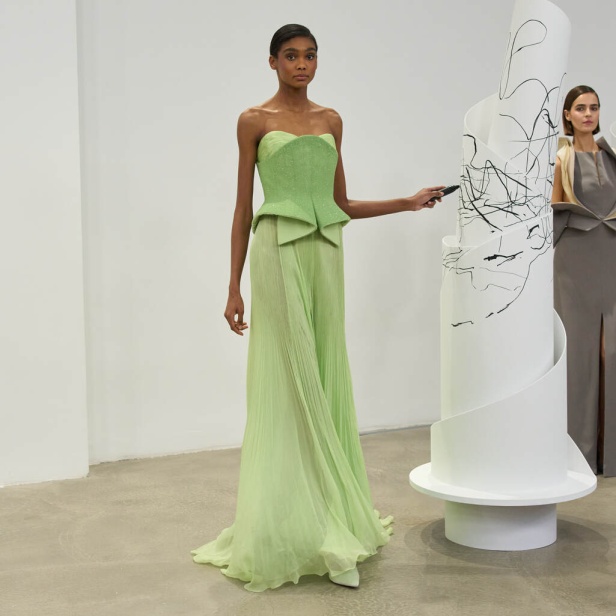 مجموعة رامي العلي للأزياء الراقية لربيع وصيف 2025