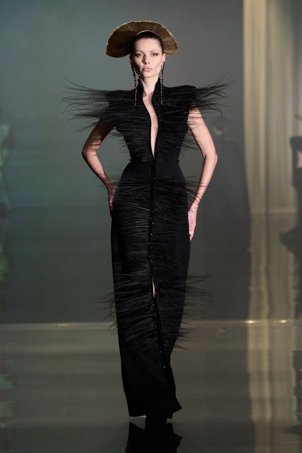 مجموعة Stephane Rolland للأزياء الراقية لربيع 2025 