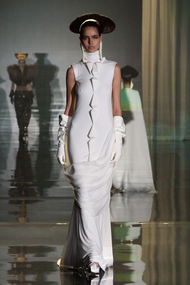 مجموعة Stephane Rolland للأزياء الراقية لربيع 2025 
