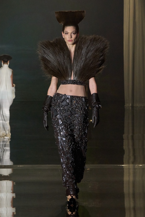 مجموعة Stephane Rolland للأزياء الراقية لربيع 2025 