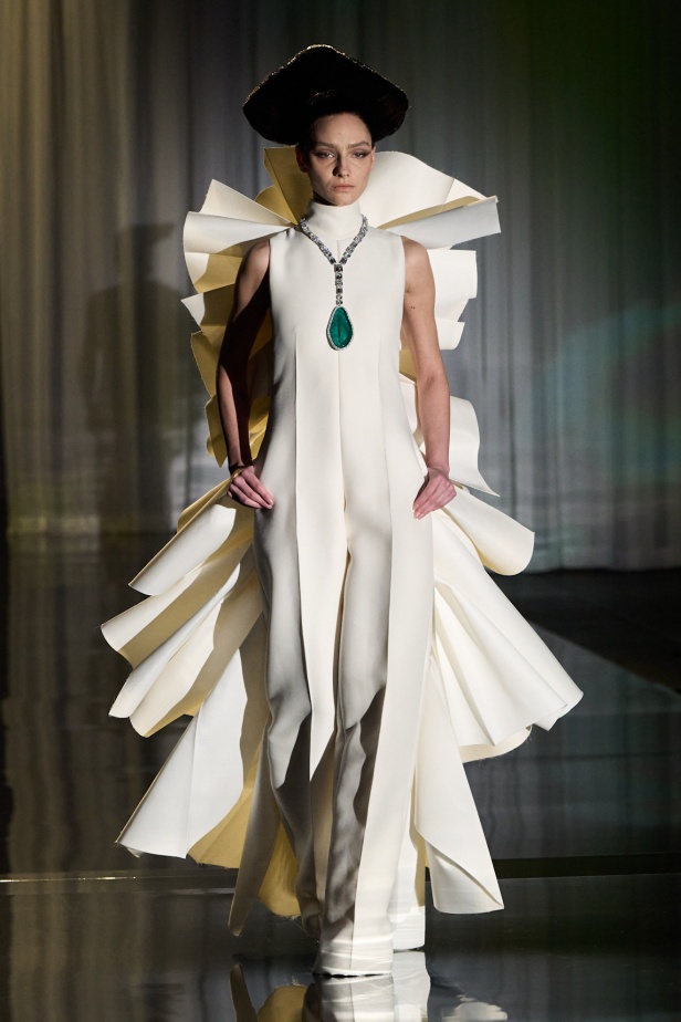 مجموعة Stephane Rolland للأزياء الراقية لربيع 2025 