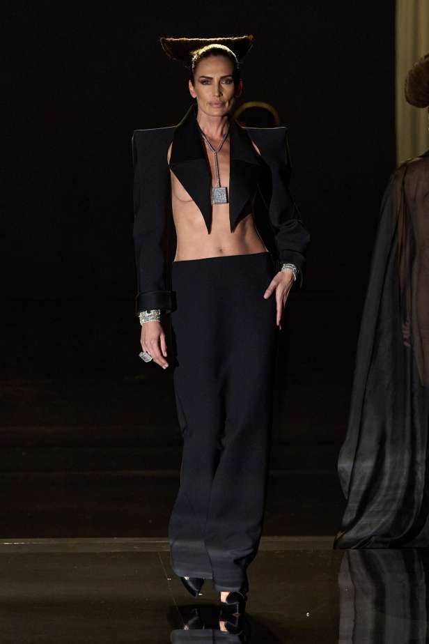 مجموعة Stephane Rolland للأزياء الراقية لربيع 2025 