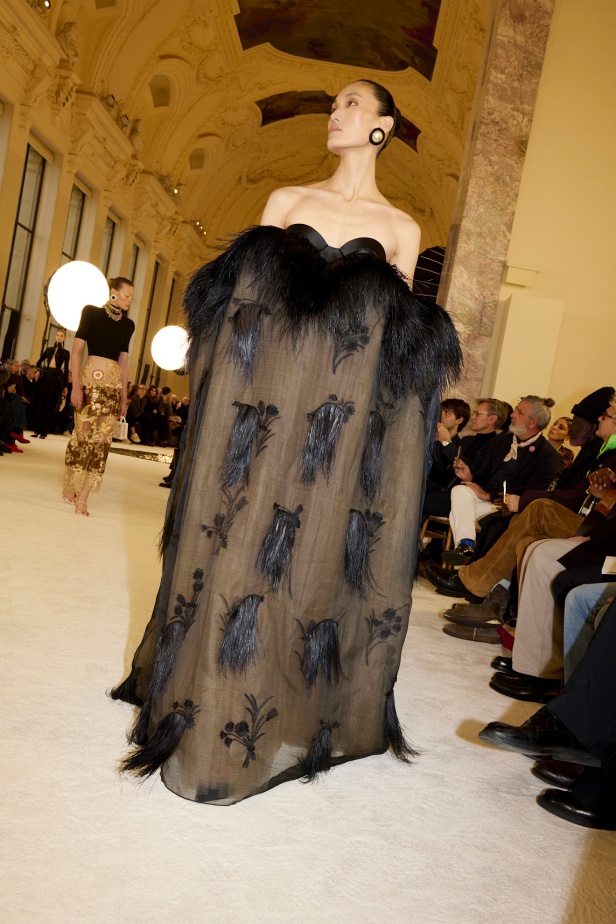 Schiaparelli ربيع 2025 للأزياء الراقية