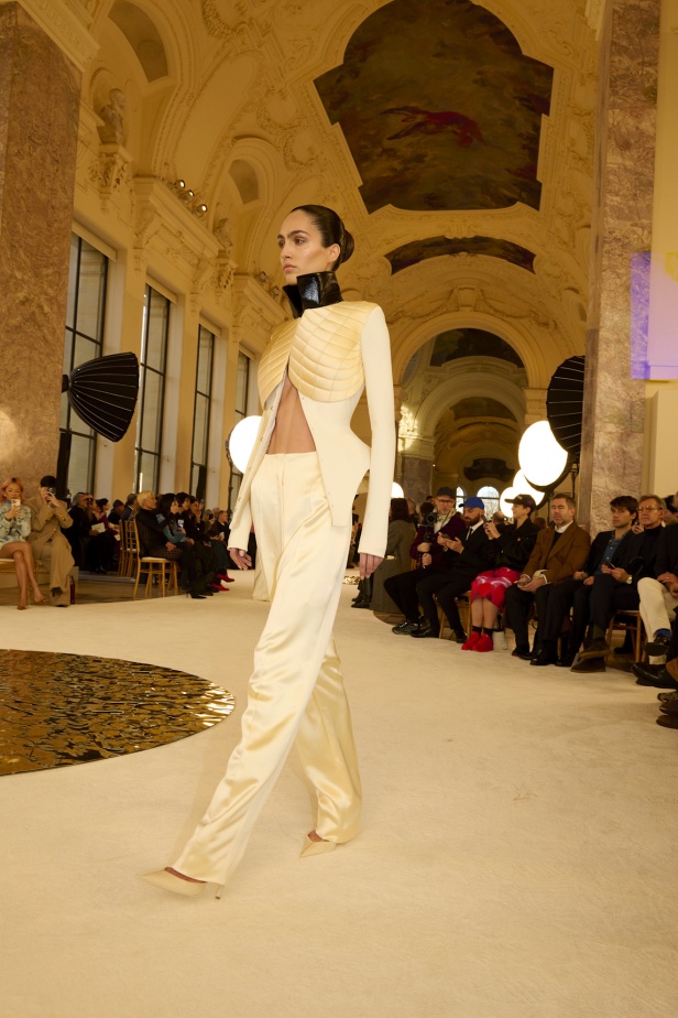 Schiaparelli ربيع 2025 للأزياء الراقية