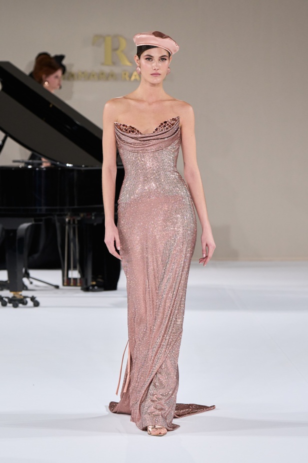  عرض Tamara Ralph لصيف 2015 في باريس