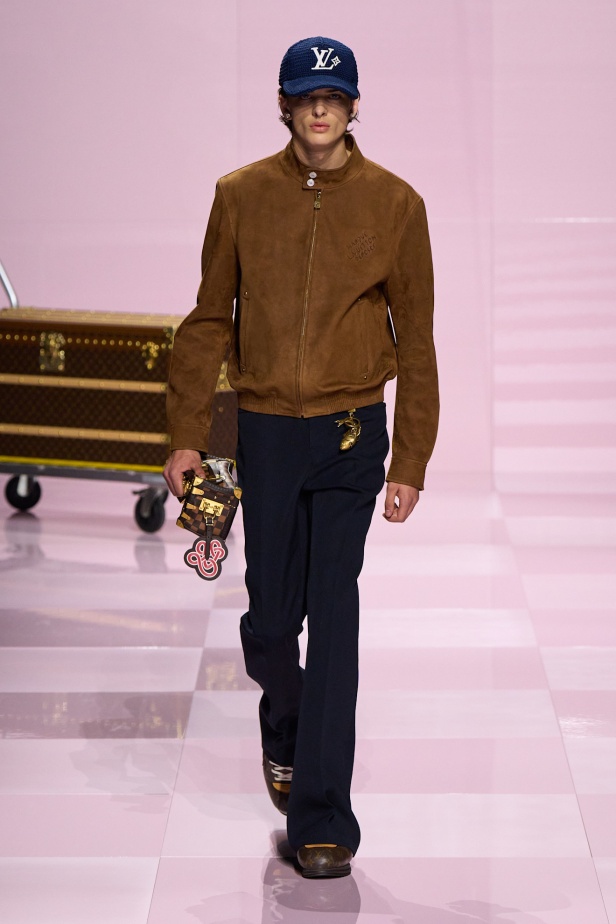 مجموعة خريف و شتاء 2025 للملابس الرجالية من Louis Vuitton