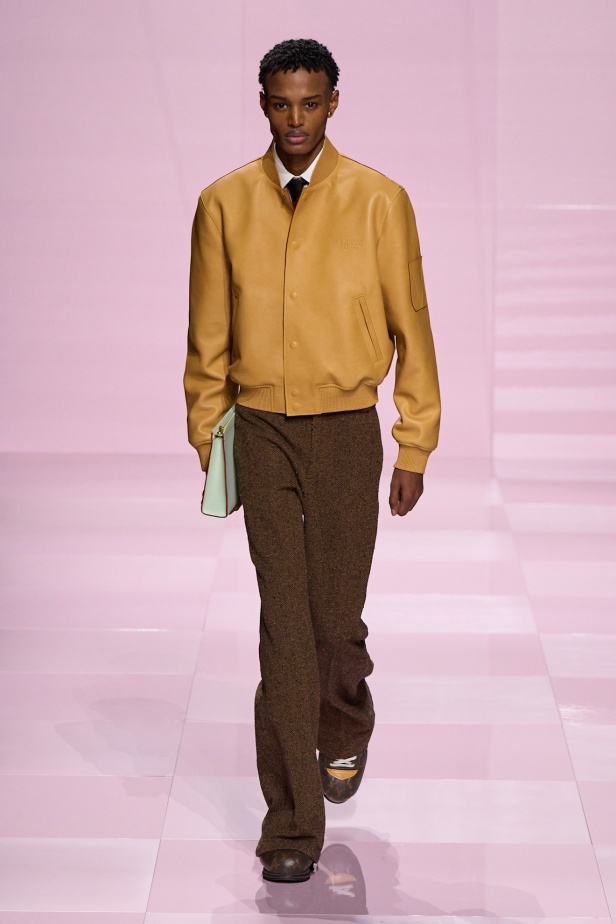 مجموعة خريف و شتاء 2025 للملابس الرجالية من Louis Vuitton