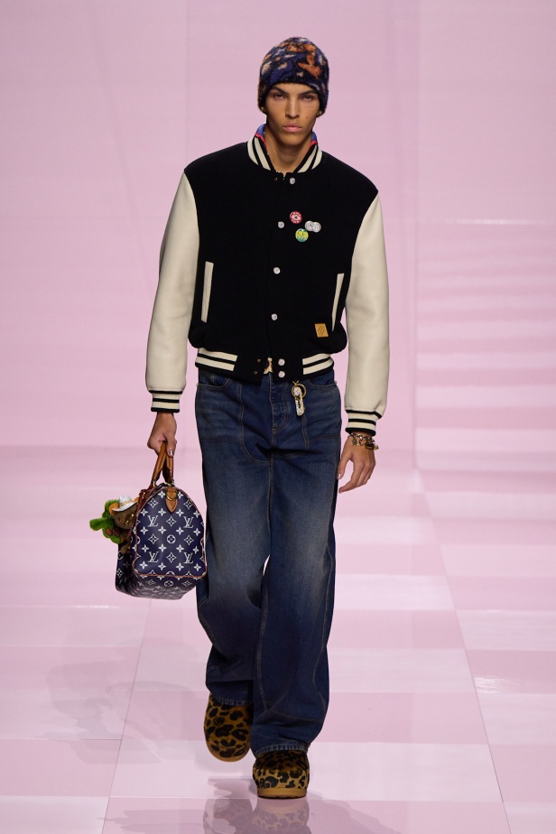 مجموعة خريف و شتاء 2025 للملابس الرجالية من Louis Vuitton