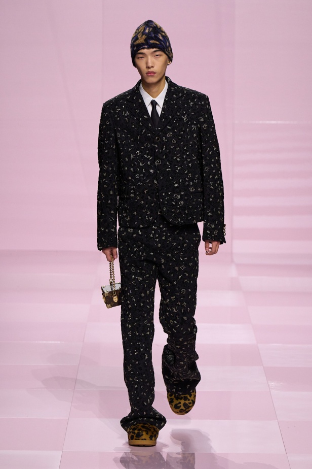 مجموعة خريف و شتاء 2025 للملابس الرجالية من Louis Vuitton