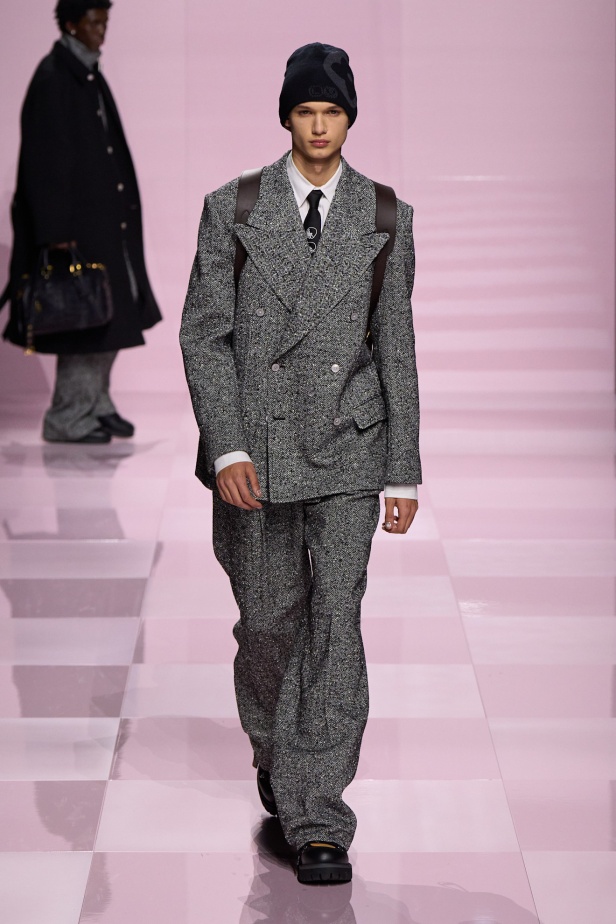 مجموعة خريف و شتاء 2025 للملابس الرجالية من Louis Vuitton