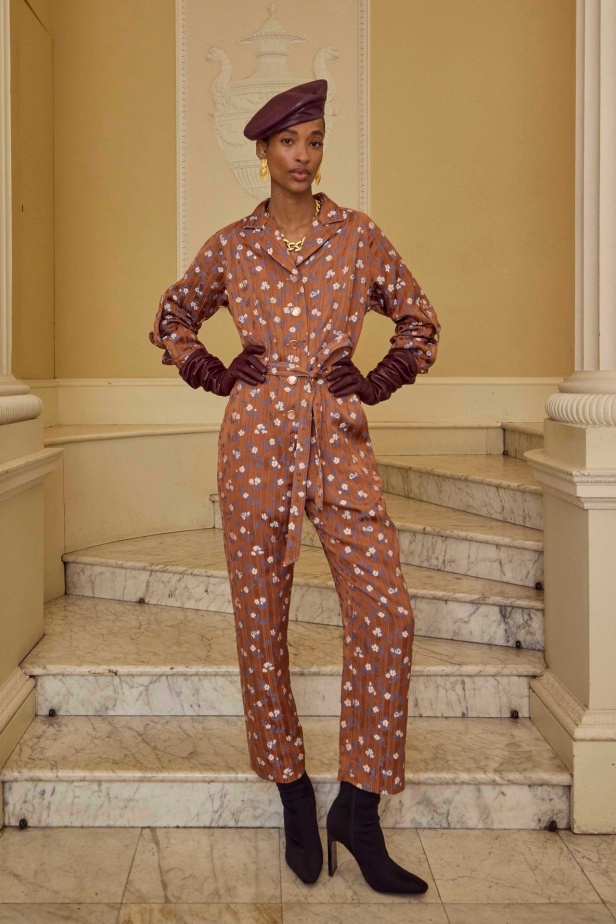 عرض أزياء Temperley London لخريف وشتاء 2025-2026