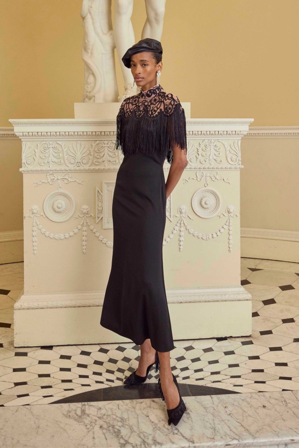 عرض أزياء Temperley London لخريف وشتاء 2025-2026