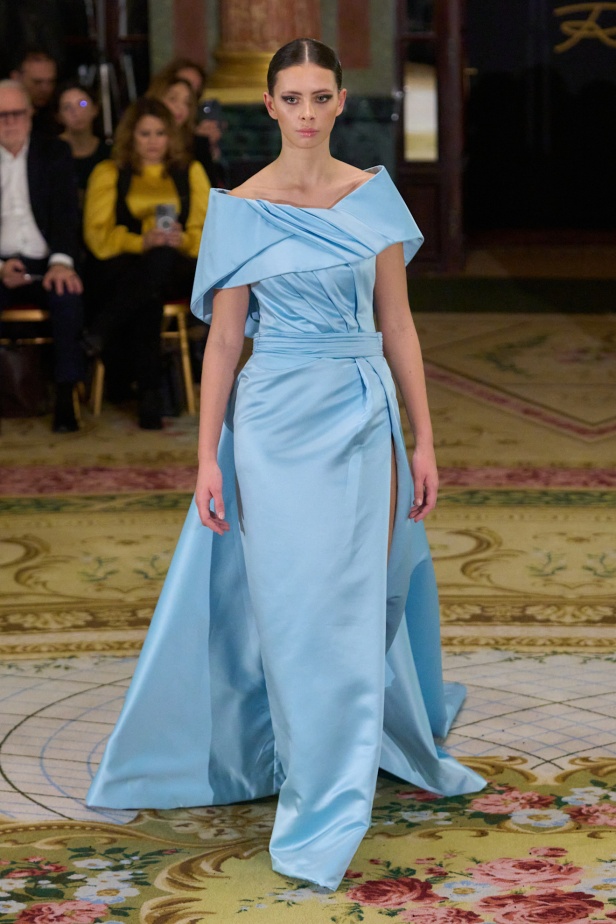  روبير أبي نادر يكشف أسرار الأناقة الملكية في ربيع وصيف 2025