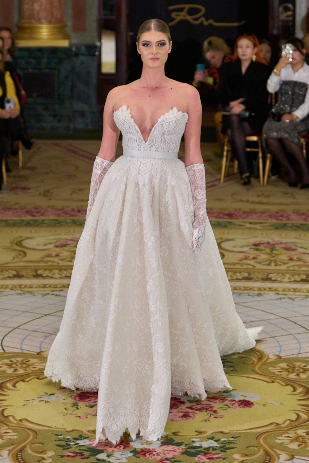  روبير أبي نادر يكشف أسرار الأناقة الملكية في ربيع وصيف 2025