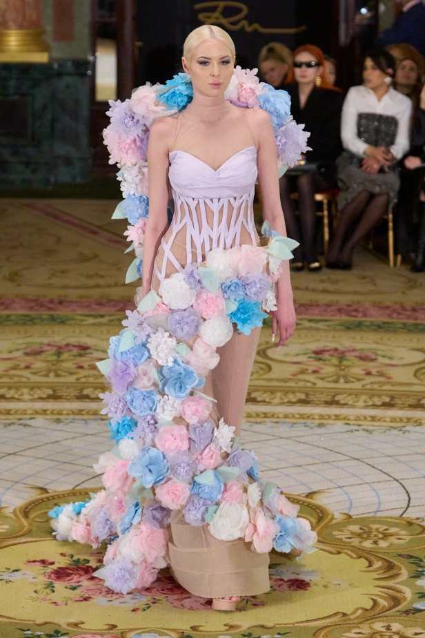  روبير أبي نادر يكشف أسرار الأناقة الملكية في ربيع وصيف 2025