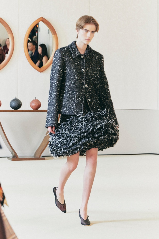 عودة إلى جوهر الاناقة في "التوزارا" لخريف وشتاء 2025 للملابس الجاهزة