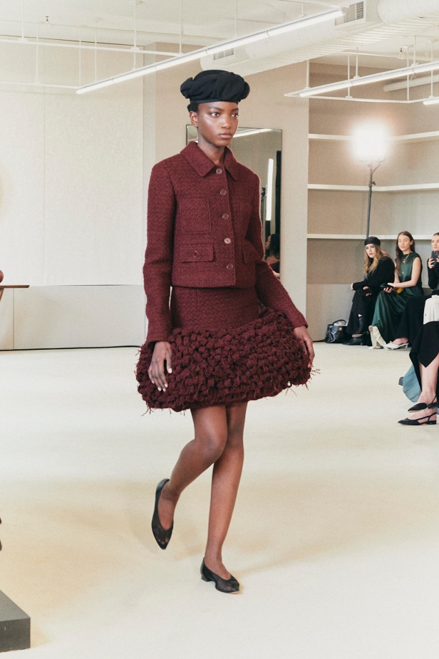 عودة إلى جوهر الاناقة في "التوزارا" لخريف وشتاء 2025 للملابس الجاهزة