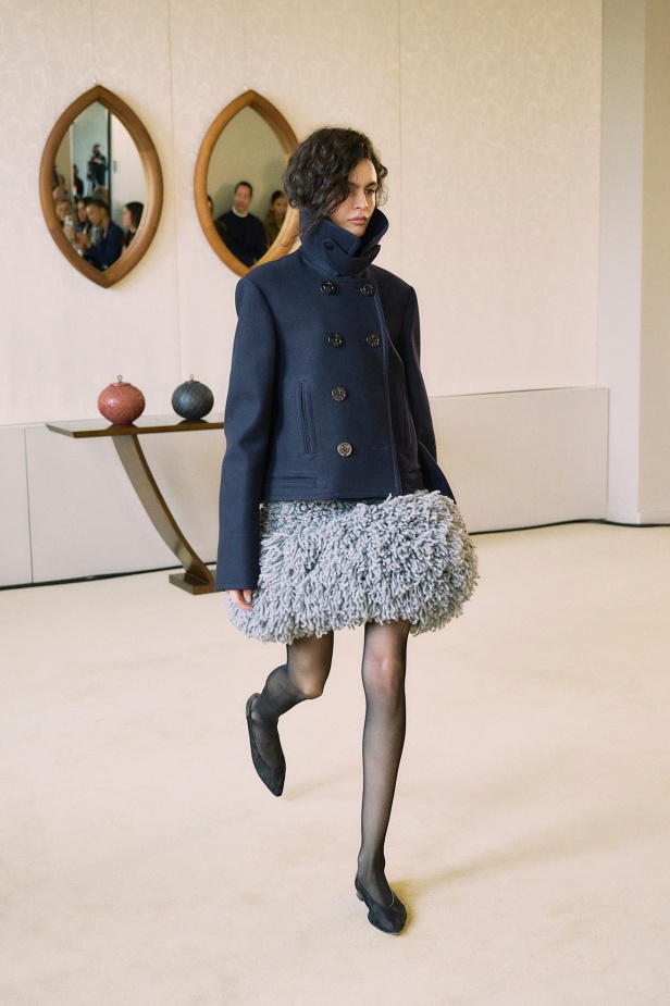 عودة إلى جوهر الاناقة في "التوزارا" لخريف وشتاء 2025 للملابس الجاهزة