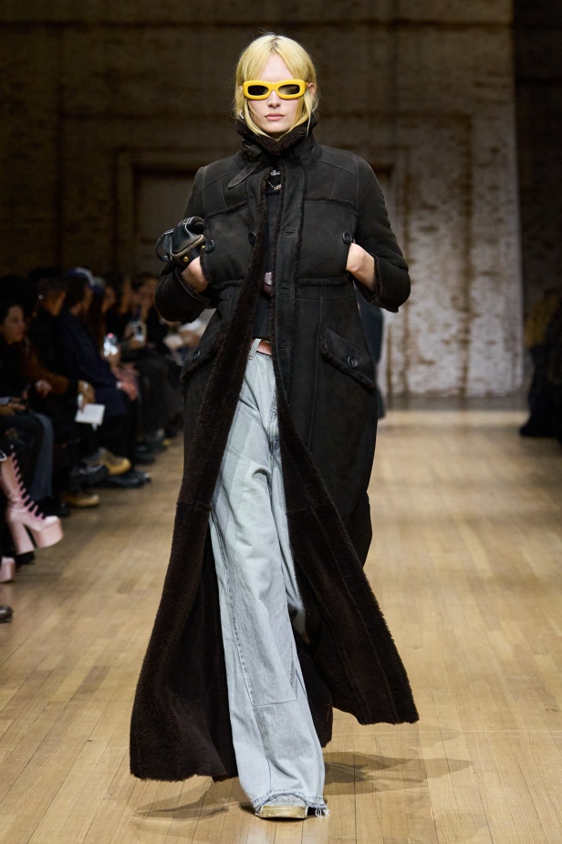 مجموعة Coach لخريف وشتاء 2025 الكثير من التميّز