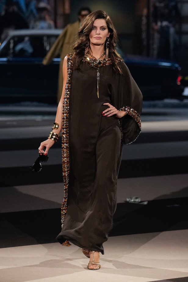 علامة ديسكوارد تحتفل بثلاثين عام من الابداع في عرض احتفالي رائع