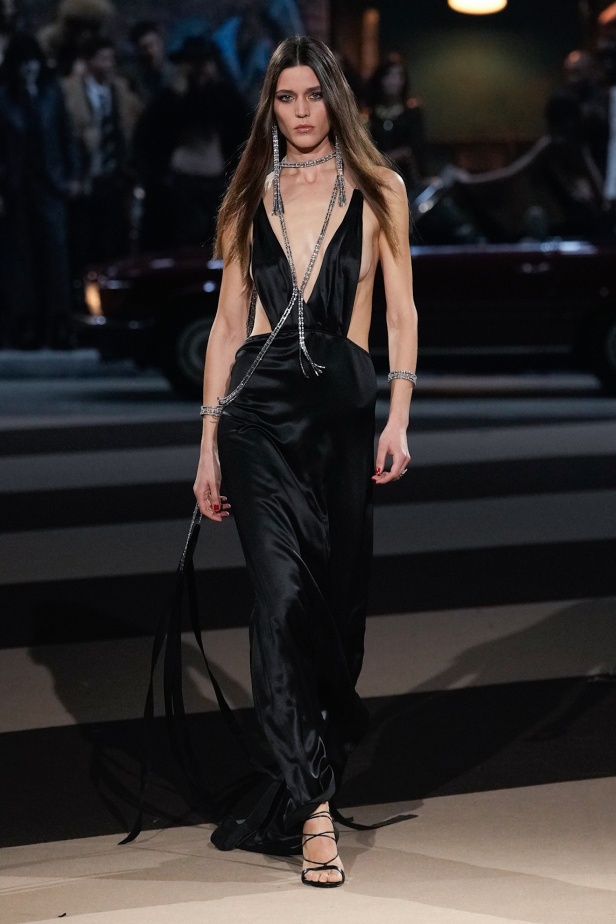 علامة ديسكوارد تحتفل بثلاثين عام من الابداع في عرض احتفالي رائع