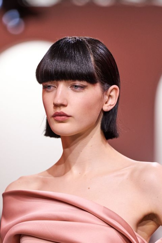 مجموعة ايلي صعب لربيع وصيف 2025