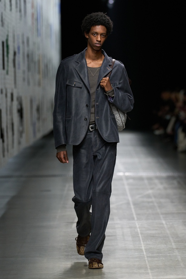 مجموعة Etro خريف 2025 للملابس الجاهزة: تطوّر دائم.. إنها Etro Magma