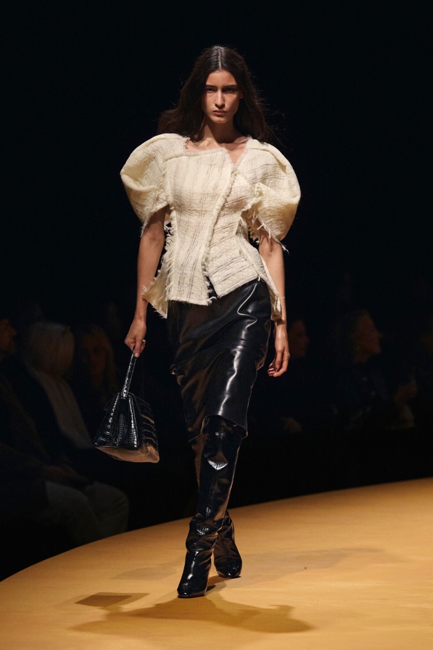 مجموعة Khaite لخريف وشتاء 2025