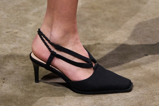 مجموعة مارك فاست تعكس روح المدن الديناميكية وفن الشارع الشبابي