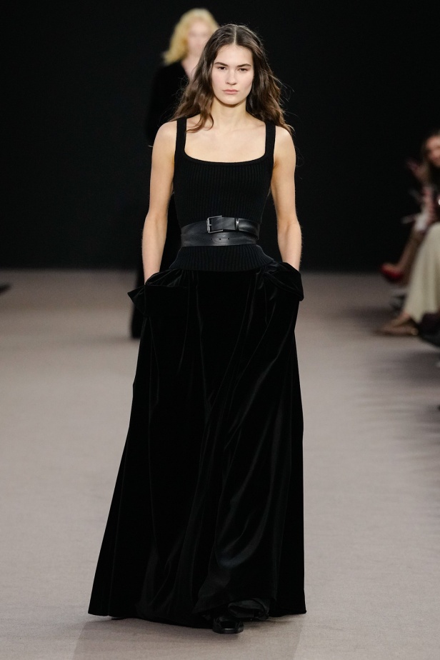  مجموعة ماكس مارا لخريف 2025 بعنوان “بطلات جامحات”