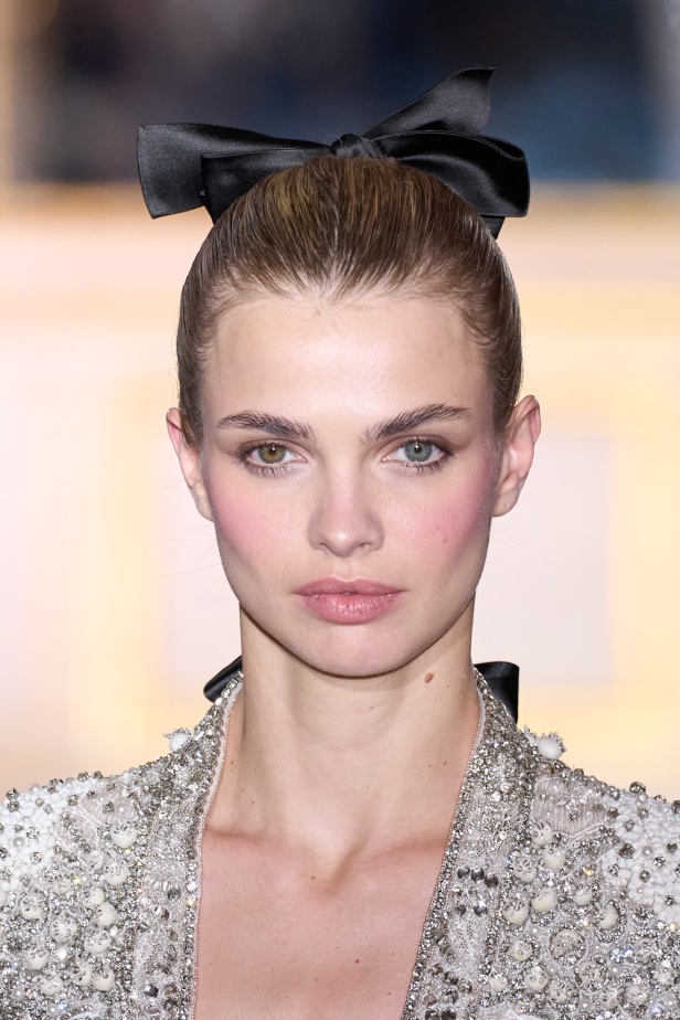 مجموعة Zuhair Murad للأزياء الراقية لربيع 2025 