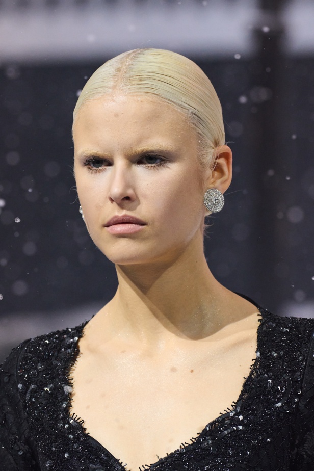 مجموعة خريف وشتاء 2025 من Richard Quinn