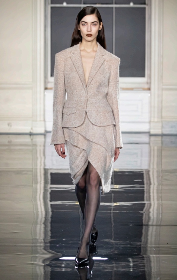 مجموعة Noon By Noor لخريف وشتاء 2025