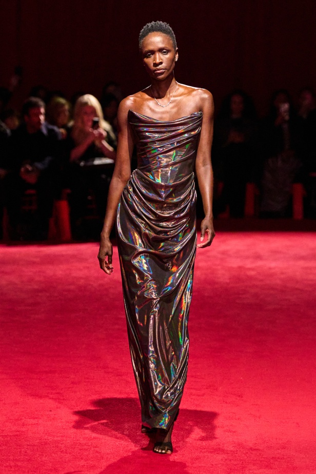 مجموعة Christian Siriano لخريف وشتاء 2025 في نيويورك