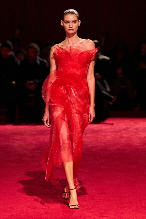 مجموعة Christian Siriano لخريف وشتاء 2025 في نيويورك