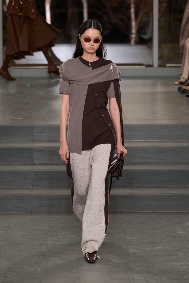 مجموعة Tory Burch لخريف وشتاء 2025 