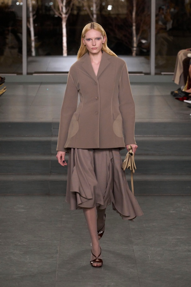 مجموعة Tory Burch لخريف وشتاء 2025 