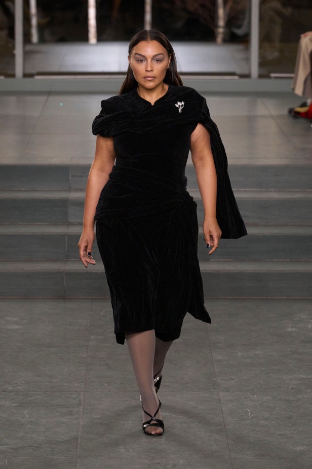 مجموعة Tory Burch لخريف وشتاء 2025 