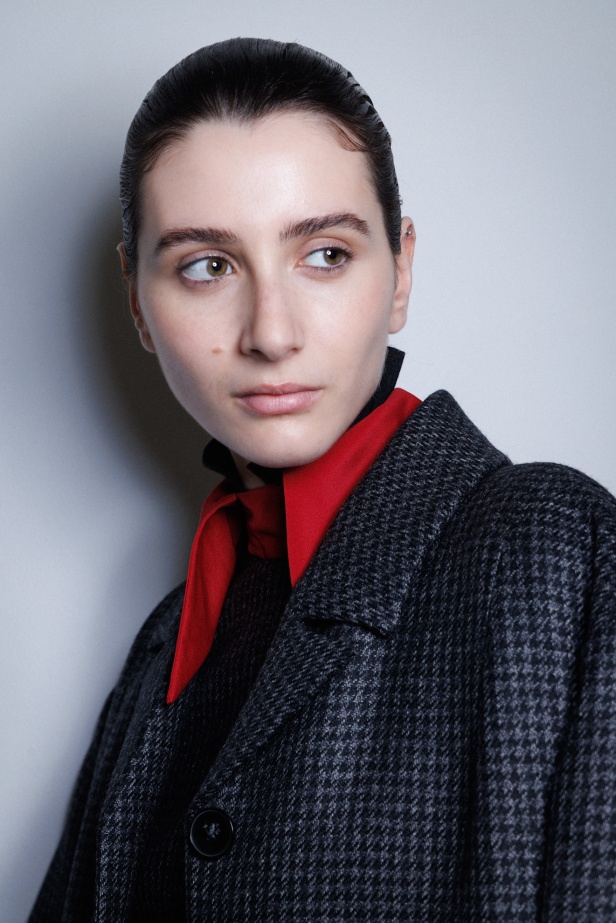  مجموعة Emilia Wickstead لشتاء 2025 