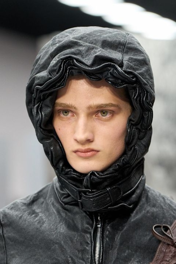 مجموعة Acne Studios لخريف وشتاء 2025